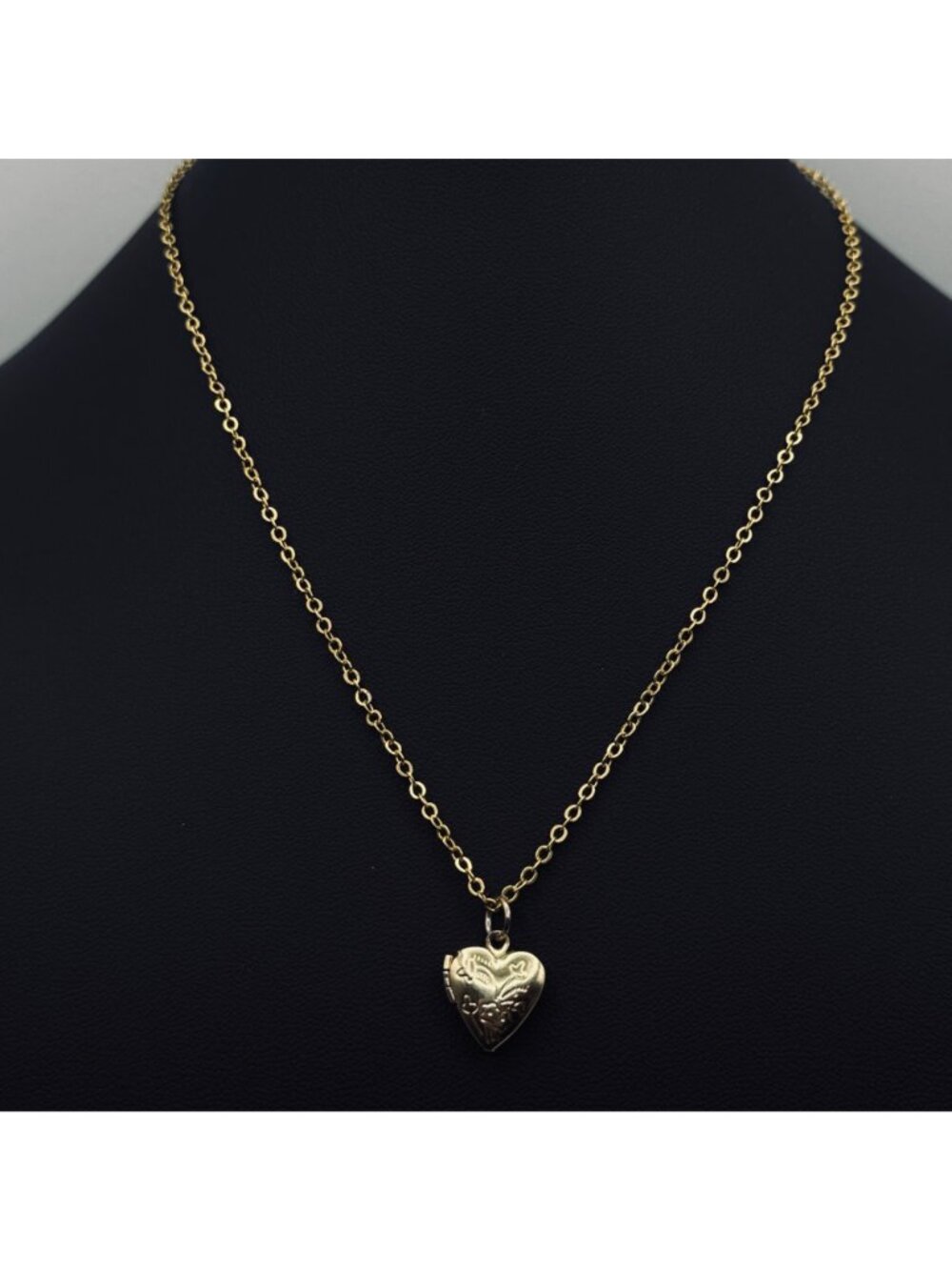 Heart Locket Gold tone Necklace Etched Floral 18" 13mm Coquette Cottagecore Love - Picture 3 of 7